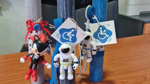 Λαμπάδες και Πασχαλινές κατασκευές από το Σύλλογο ΑμεΑ ΤΟ ΜΕΛΛΟΝ.