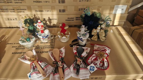 Χριστουγεννιάτικο Παζάρι από το Σύλλογο ΑμεΑ ΤΟ ΜΕΛΛΟΝ Χριστουγεννιάτικο Παζάρι από το Σύλλογο ΑμεΑ ΤΟ ΜΕΛΛΟΝ